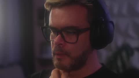 Sanders online show from 02-08-26, 03:32