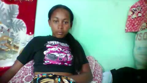 sandra1253099 online show from 09-20-25, 07:04