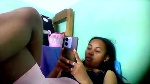Snapshot of sandra1253099 chatting on 06-14-26, 05:26 sandra1253099 online show from 06-14-26, 05:26