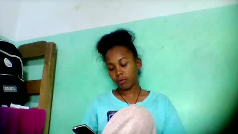 Snapshot of sandra1253099 chatting on 06-20-26, 06:22 sandra1253099 online show from 06-20-26, 06:22