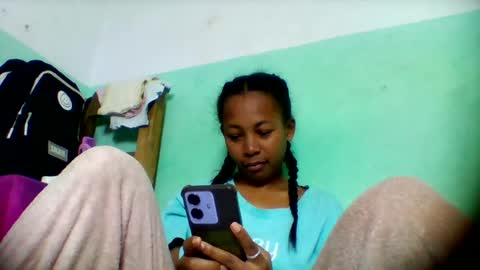 Snapshot of sandra1253099 chatting on 07-09-26, 06:39 sandra1253099 online show from 07-09-26, 06:39