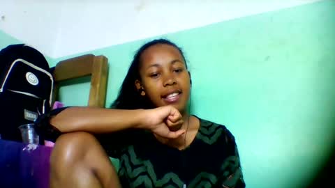 Snapshot of sandra1253099 chatting on 07-11-26, 08:28 sandra1253099 online show from 07-11-26, 08:28