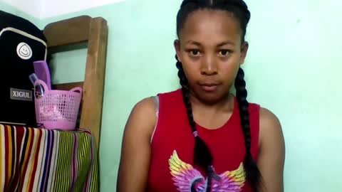 Snapshot of sandra1253099 chatting on 07-16-26, 06:52 sandra1253099 online show from 07-16-26, 06:52
