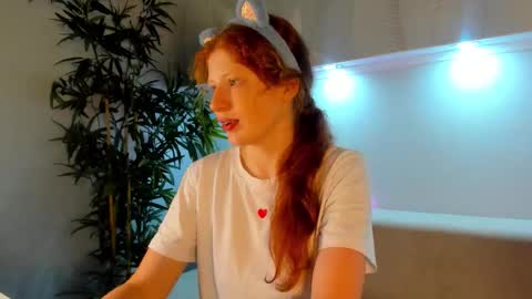 Sandra online show from 11-17-25, 01:33