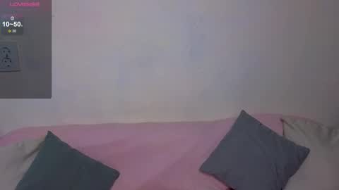 Snapshot of sandra_bell_ chatting on 11-05-25, 06:46 Sandra online show from 11-05-25, 06:46