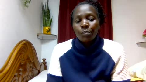 Snapshot of sandra_milly chatting on 06-24-26, 08:02 sandra online show from 06-24-26, 08:02