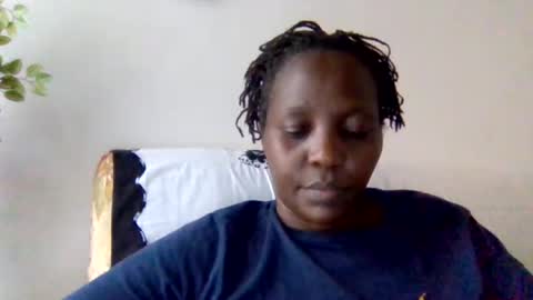 Snapshot of sandra_milly chatting on 07-13-26, 12:52 sandra online show from 07-13-26, 12:52