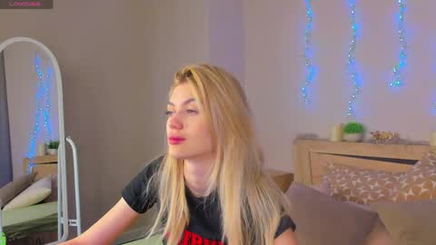 sandraa_anderson online show from 05-17-26, 11:12