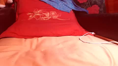 Snapshot of sandrabenet chatting on 11-28-25, 07:05 Sandra online show from 11-28-25, 07:05