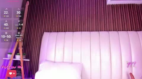 Snapshot of sandramilerr chatting on 08-02-26, 04:11 Sandra online show from 08-02-26, 04:11