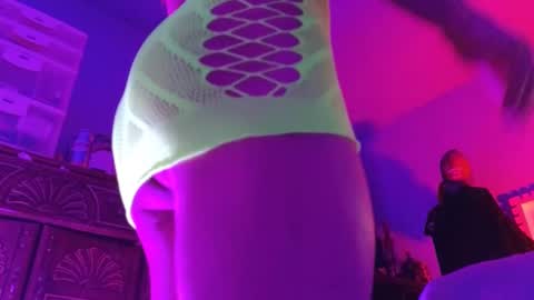 Snapshot of sandrasaa chatting on 02-04-25, 10:21 Sandra online show from 02-04-25, 10:21