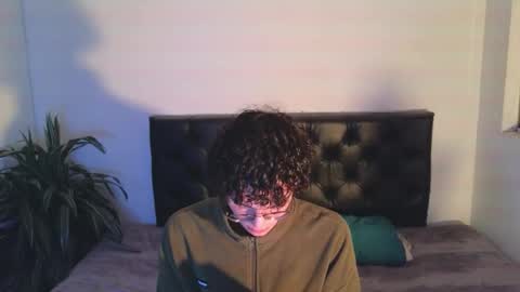 Snapshot of sandro_vitali chatting on 09-18-25, 05:53 sandro_vitali online show from 09-18-25, 05:53