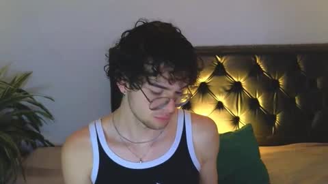 Snapshot of sandro_vitali chatting on 10-09-25, 06:00 sandro_vitali online show from 10-09-25, 06:00