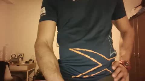 Snapshot of sandrofitness chatting on 01-13-26, 09:53 sandro online show from 01-13-26, 09:53