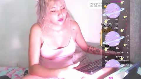 Snapshot of sandy_straw chatting on 11-13-25, 06:51 sandy_straw online show from 11-13-25, 06:51