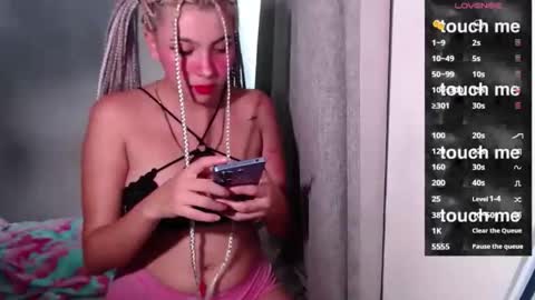 Snapshot of sandy_straw chatting on 11-23-25, 09:03 sandy_straw online show from 11-23-25, 09:03