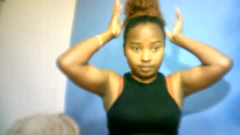 Snapshot of sandyh02 chatting on 08-02-26, 04:27 sandyh02 online show from 08-02-26, 04:27