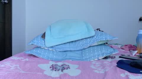 sandy online show from 11-12-25, 07:57