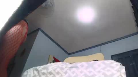 Snapshot of sandylicious18 chatting on 10-12-25, 01:59 sandylicious18 online show from 10-12-25, 01:59