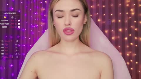 Snapshot of sandysweetie chatting on 02-24-25, 03:02 Sandy online show from 02-24-25, 03:02