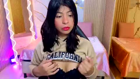 Snapshot of sandyy_tay chatting on 07-12-26, 02:57 sandyy_tay online show from 07-12-26, 02:57