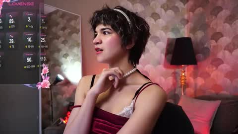 Snapshot of sandzu_ chatting on 11-08-25, 09:02 Viola online show from 11-08-25, 09:02