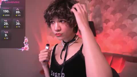 Snapshot of sandzu_ chatting on 11-15-25, 09:00 Viola online show from 11-15-25, 09:00