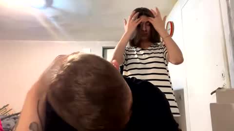 Snapshot of santacervenak chatting on 01-11-26, 07:13 Christen and Joe online show from 01-11-26, 07:13