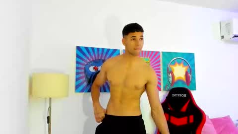 Maximo Santana online show from 02-25-26, 12:37