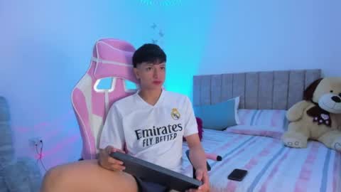 santi online show from 04-21-26, 11:16