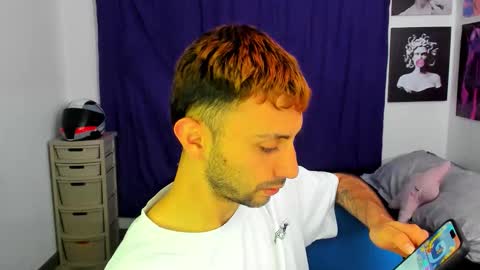 Snapshot of santi_mateo chatting on 01-15-26, 02:38 Santi online show from 01-15-26, 02:38