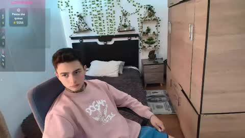Snapshot of santi_ss chatting on 04-26-26, 03:21 santi_ss online show from 04-26-26, 03:21