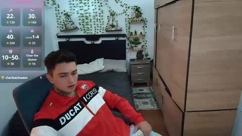 Snapshot of santi_ss chatting on 04-28-26, 05:18 santi_ss online show from 04-28-26, 05:18