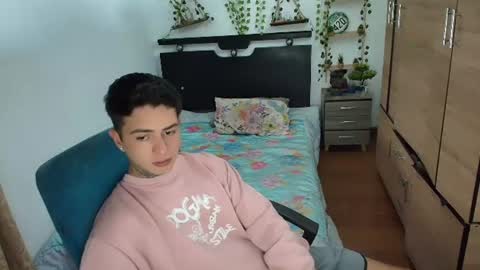 Snapshot of santi_ss chatting on 07-29-26, 01:26 santi_ss online show from 07-29-26, 01:26