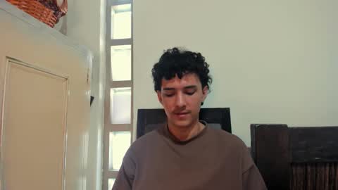 santi_twink19 online show from 10-15-25, 07:25