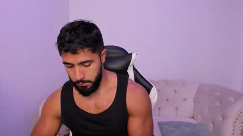 Snapshot of santiago_huntt chatting on 02-07-26, 01:04 santiago_huntt online show from 02-07-26, 01:04