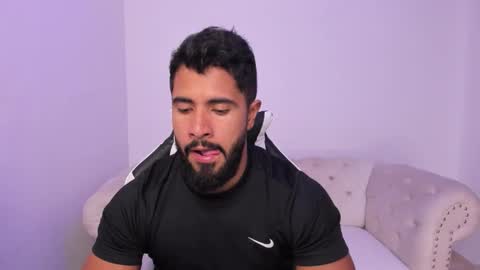 Snapshot of santiago_huntt chatting on 02-09-26, 08:35 santiago_huntt online show from 02-09-26, 08:35