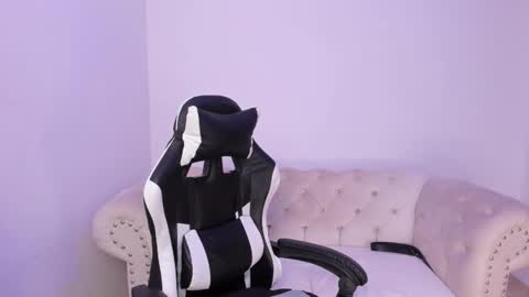 Snapshot of santiago_huntt chatting on 02-18-26, 08:27 santiago_huntt online show from 02-18-26, 08:27