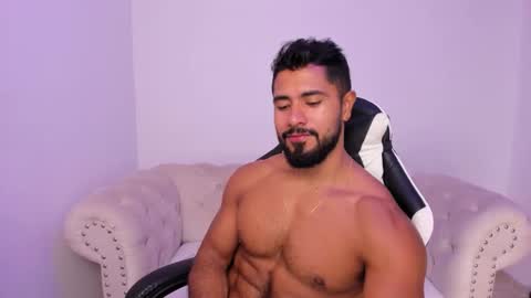 santiago_huntt online show from 03-07-26, 12:46