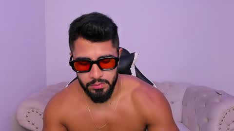 santiago_huntt online show from 03-28-26, 01:33