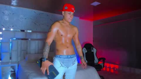 Santi Reyes online show from 10-24-25, 11:56