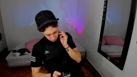 Julius Novachrono  online show from 03-04-26, 09:37