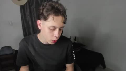 Julius Novachrono  online show from 03-28-26, 08:08