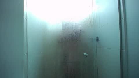 Snapshot of santii_rose chatting on 12-17-24, 12:43 Santii online show from 12-17-24, 12:43