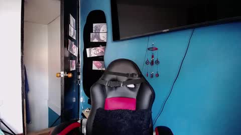 Snapshot of santii_rose chatting on 01-09-25, 02:51 Santii online show from 01-09-25, 02:51