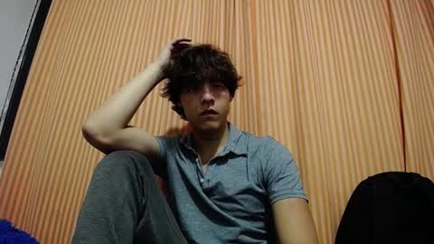 Snapshot of santii_rose chatting on 01-14-25, 01:58 Santii online show from 01-14-25, 01:58