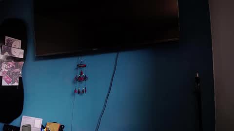 Snapshot of santii_rose chatting on 01-14-25, 07:53 Santii online show from 01-14-25, 07:53