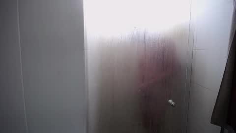 Snapshot of santii_rose chatting on 01-21-25, 11:46 Santii online show from 01-21-25, 11:46