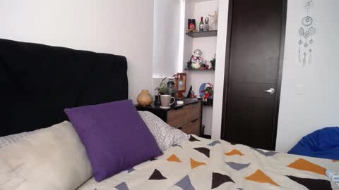 Snapshot of santii_rose chatting on 02-04-25, 03:36 Santii online show from 02-04-25, 03:36