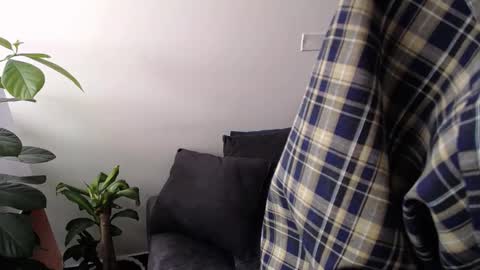 Snapshot of santii_rose chatting on 02-06-25, 04:47 Santii online show from 02-06-25, 04:47